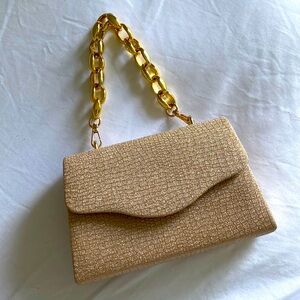 On sale!! 🔥 champagne sparkle bag, new without tag, small size